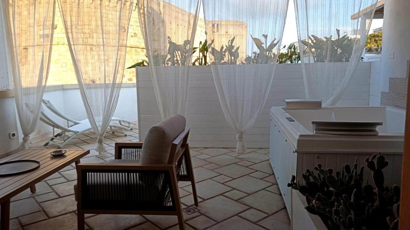 Ippolita Palace โอตรันโต ภายนอก รูปภาพ