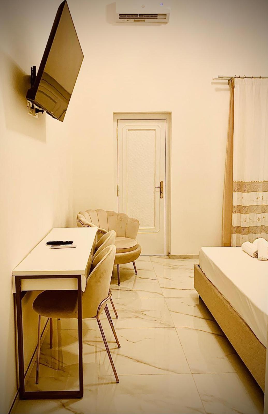 Ippolita Palace โอตรันโต ภายนอก รูปภาพ